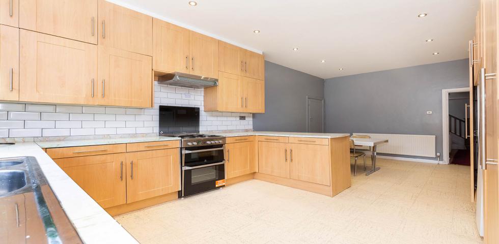 Stunning Family Home Lichfield Way, Hampstead Garden Suburb